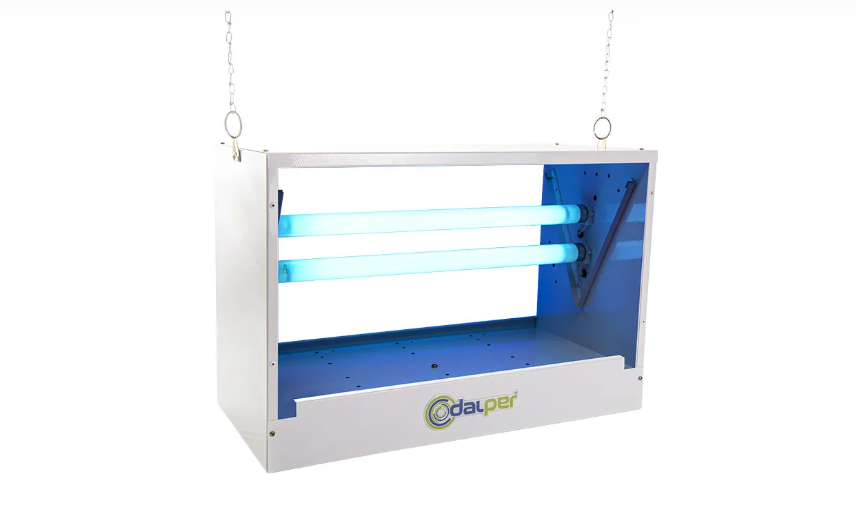 Armadilha para moscas na indústria de queijos: Armadilha para Moscas Box 30 Central. Fonte: Dalper.