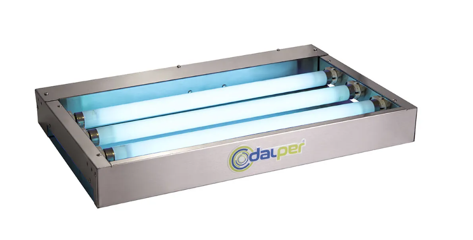 Armadilhas luminosas em refeitórios industriais: Slim Lateral 45 Inox. Fonte: Dalper.