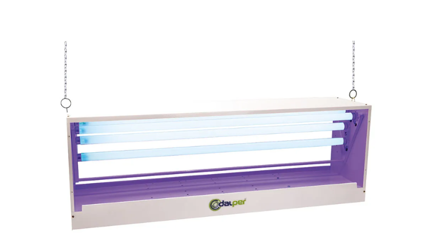 Armadilhas luminosas para indústrias de alimentos e bebidas: Box central 120. Fonte: Dalper.